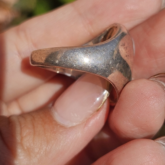 Bear Claw Inlay Sterling Ring - Picture 3 of 7